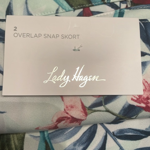 NWT Lady Hagen Women's 16" Palm Print Overlap Golf Skort - Picture 9 of 9